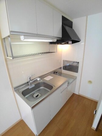 エルディム日向の物件内観写真